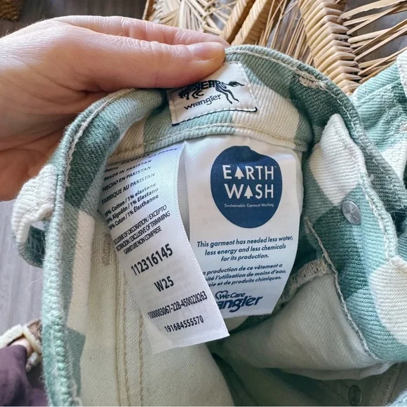 Wrangler Wrock Gingham Flare Pant SZ: 25W NWOT - Picture 9 of 12